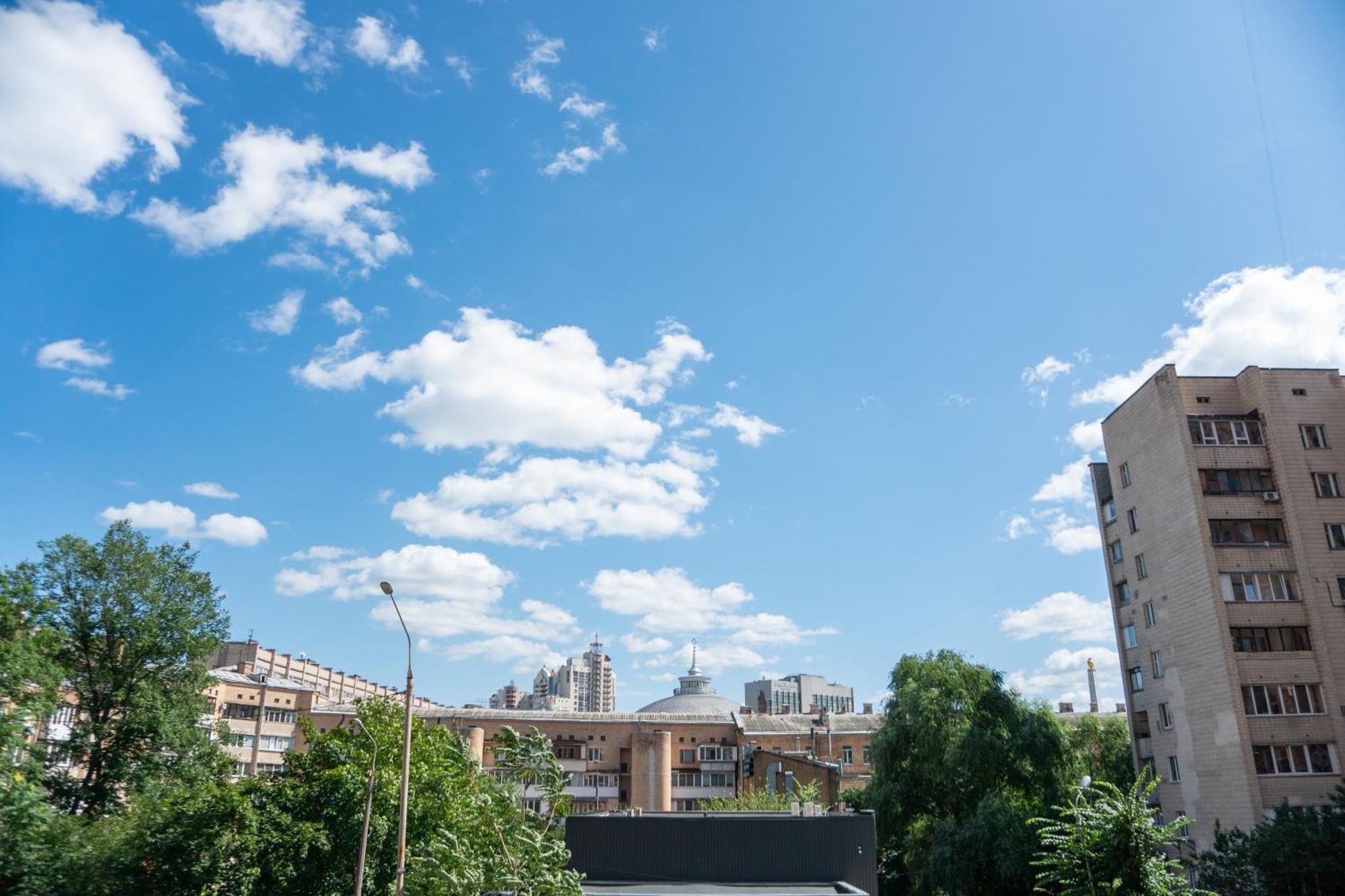 Royal City Hotel Kyiv Exterior foto