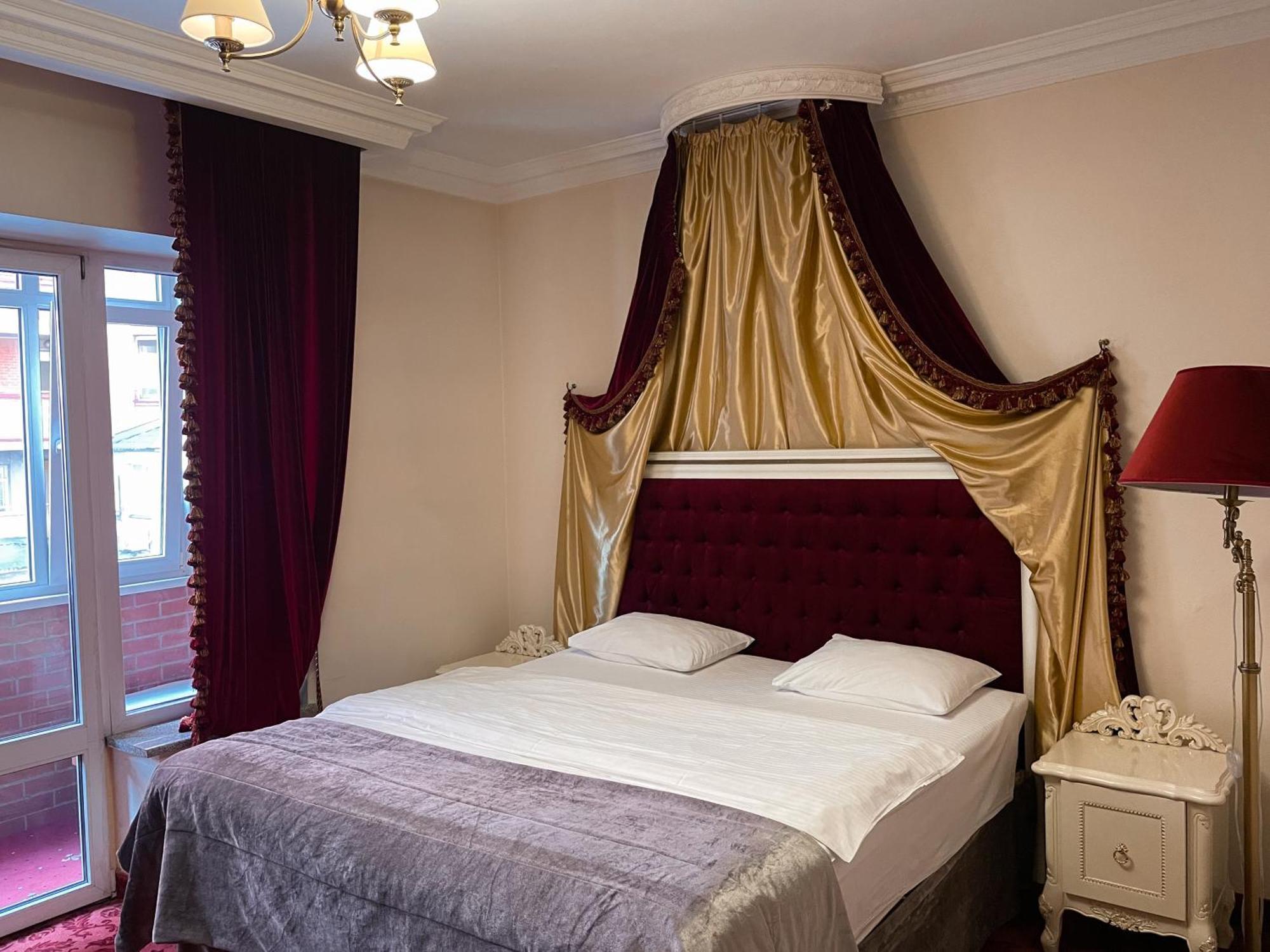 Royal City Hotel Kyiv Quarto foto